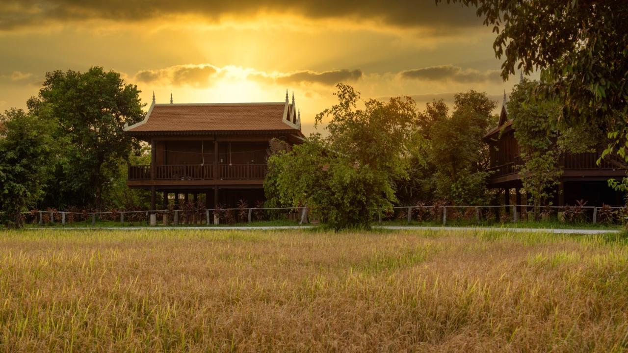 Mane Hariharalaya Hotel Siem Reap Exterior photo