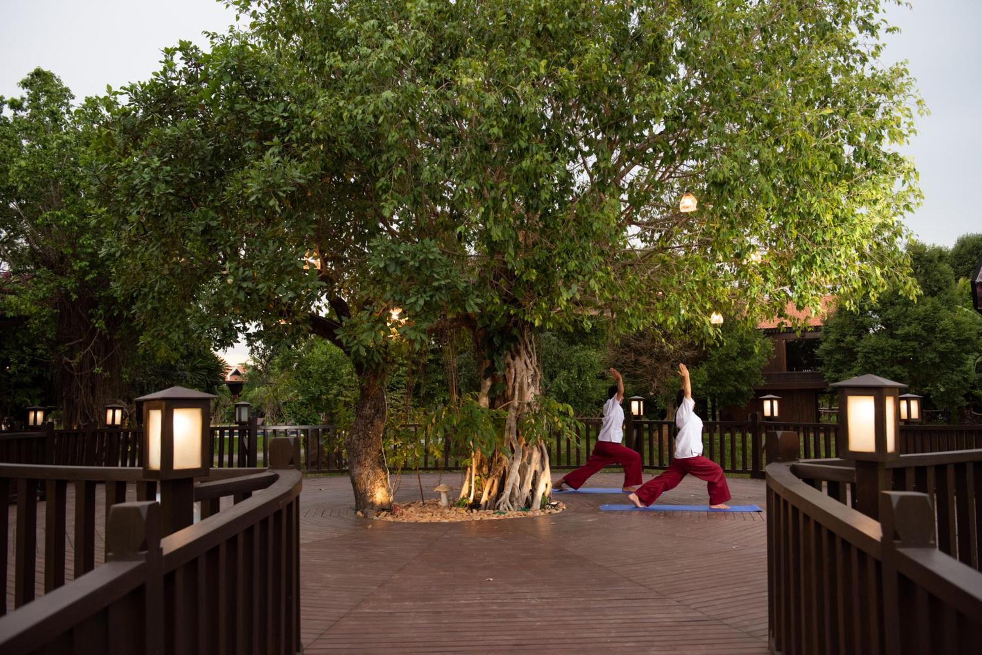 Mane Hariharalaya Hotel Siem Reap Exterior photo