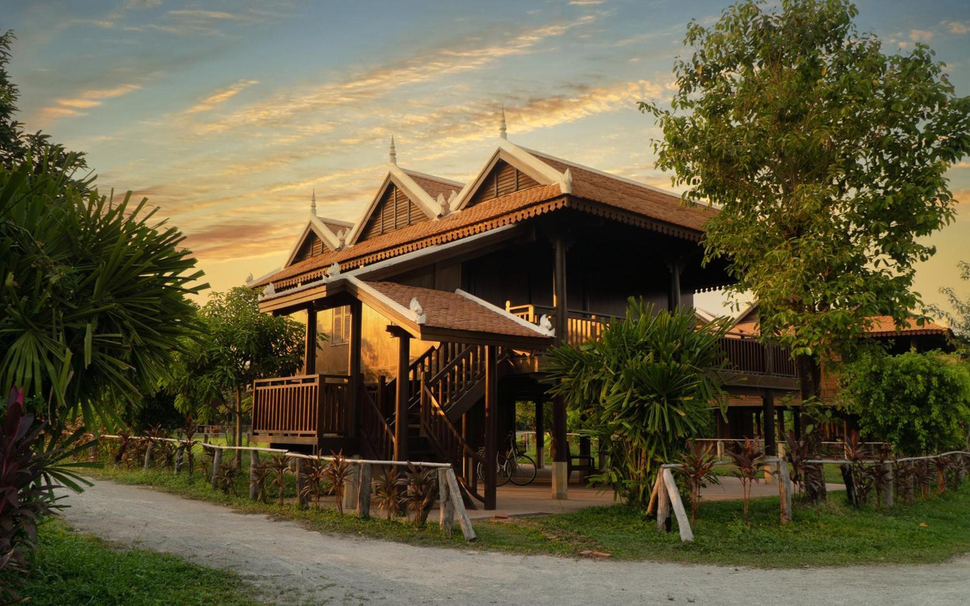 Mane Hariharalaya Hotel Siem Reap Exterior photo